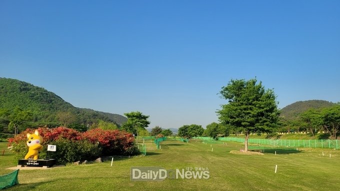 경주 구황동 알천파크골프장이 겨울철 시설정비를 마치고 오는 5월 1일 재개장을 앞두고 있다