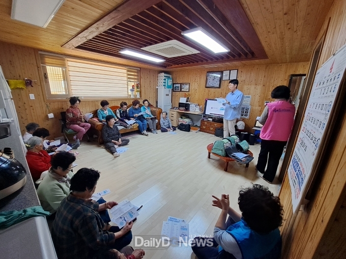 봉화군보건소, 경로당 감염병 예방 교실 운영