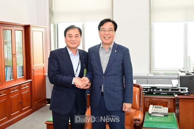 배낙호 김천시장과 송언석 국회의원, 김천혁신도시 활성화 ‘의기투합’!