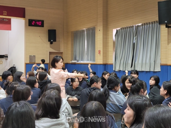 민주평통, 예천여중 대상 탈북민 강사 초청 통일교육 실시