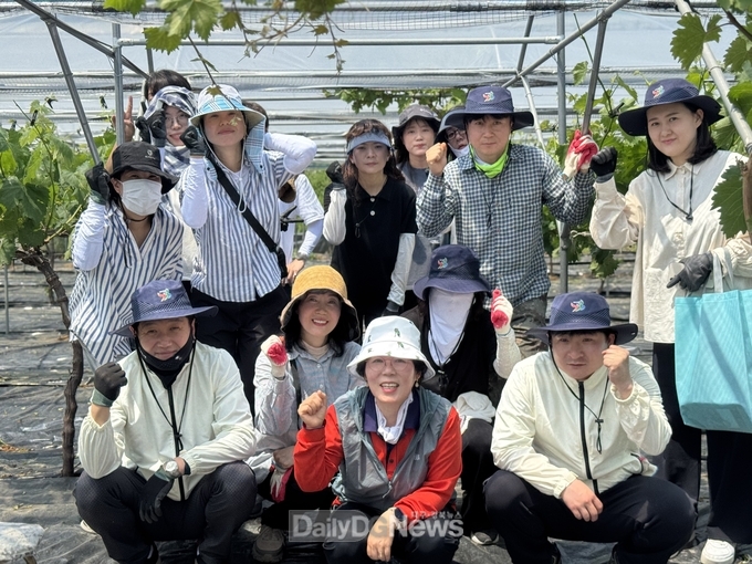 김천시 보건행정과, 농번기 농촌 일손 돕기 구슬땀