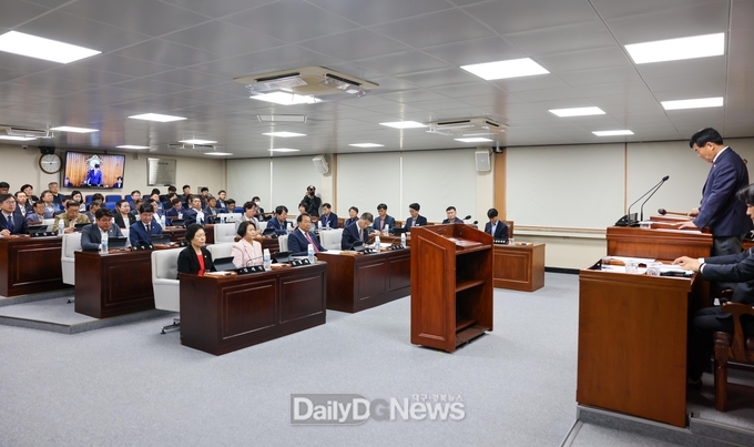 제292회 영주시의회 제2차 본회의