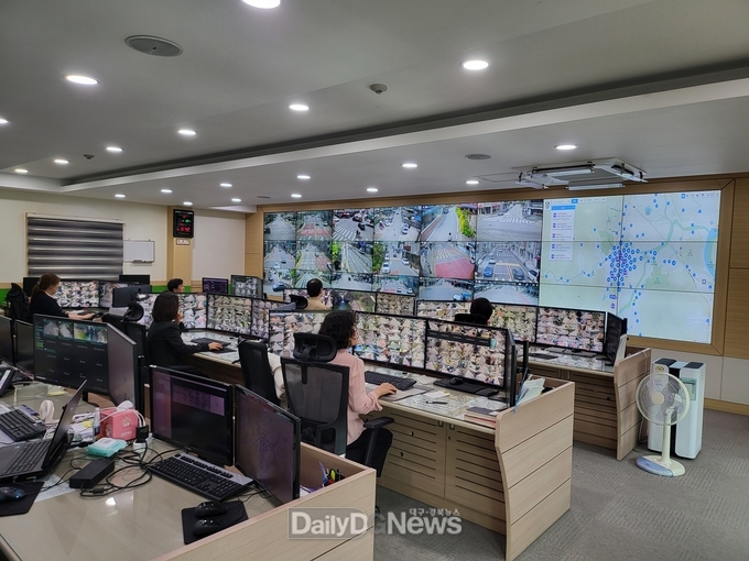 상주시 CCTV통합관제센터 관제요원 상주경찰서장 감사장 수여