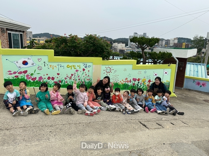 현충일 맞이 담장 벽화 정비 사업 추진