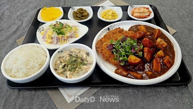 충주(창원)-사과수제돈가스