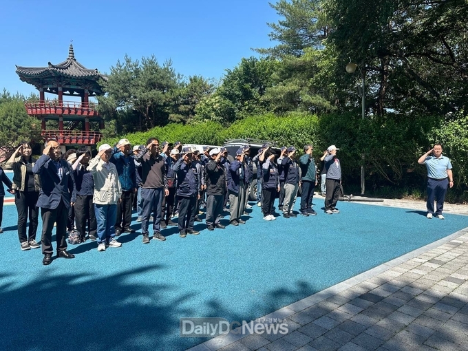 예천군보훈단체연합회, 충혼탑 환경정비 봉사활동 펼쳐