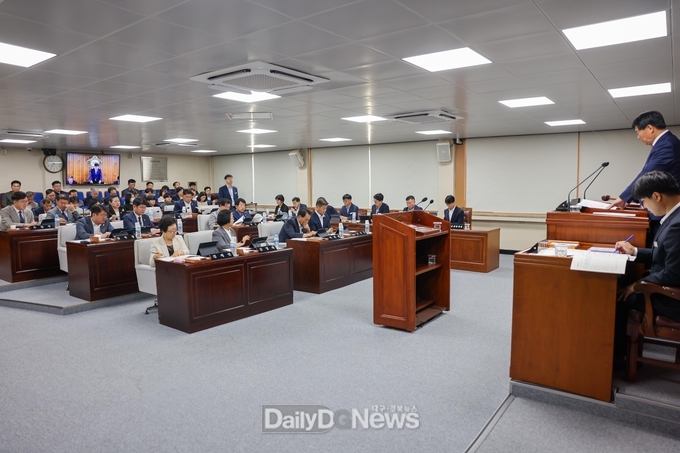 제293회 제1차 정례회 제1차 본회의