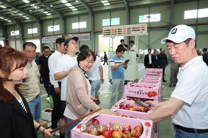 신뢰 거래 위한 새청도농협농산물공판장 개장