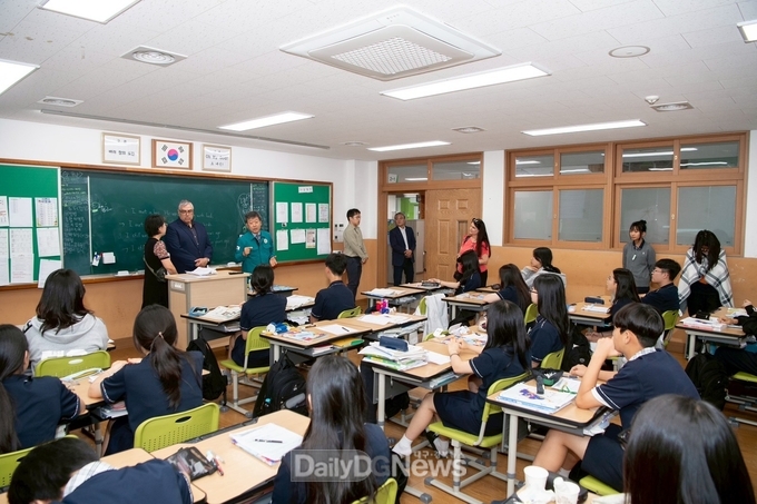 울릉군, 미국 학생들 홈스테이부터 정규수업 및 현장체험까지 – 11박 12일의 특별한 교류