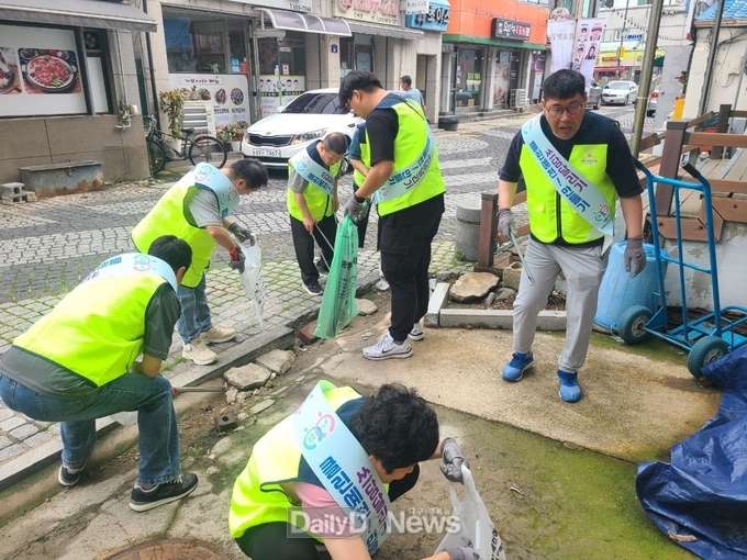 예천군지역사회보장협의체, 장애 인식개선 캠페인 및 플로깅 실시