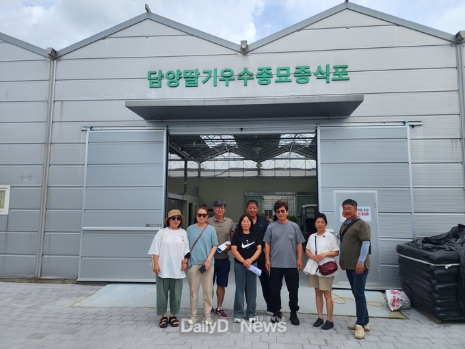 고령 딸기농가, ‘죽향’성공적 재배 견학
