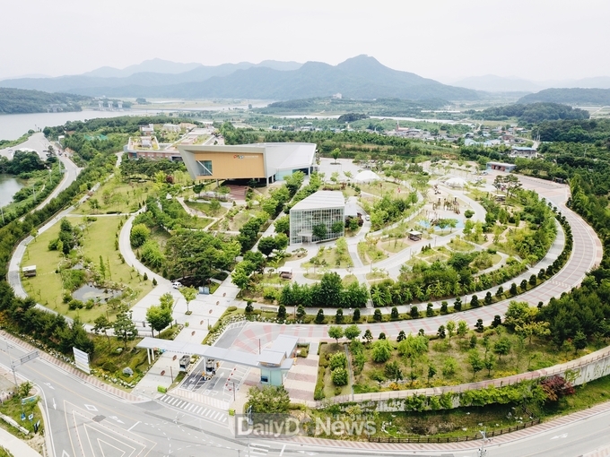 국립낙동강생물자원관, 경영실적평가 “7년 연속 우수(A)” 달성