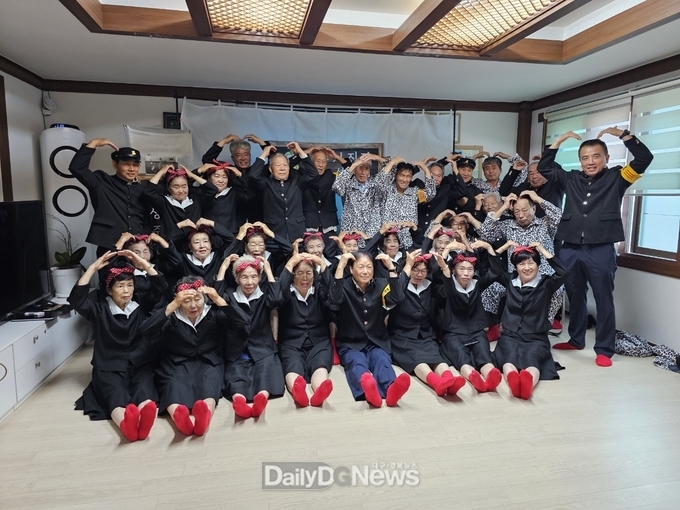성주군 용암면 덕평리 사부골, 청춘사진관 운영