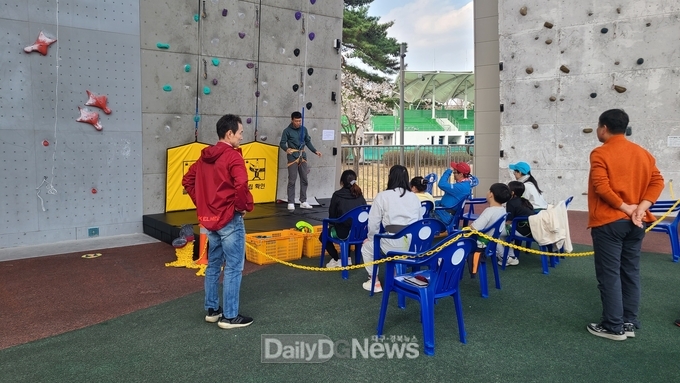 김천시시설관리공단, “여름 특강 암벽등반 교실”운영