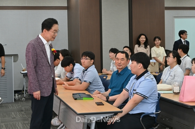 경북교육청, ‘2025 경상북도교육청 직업교육박람회 Go Together’ 성황리에 개막