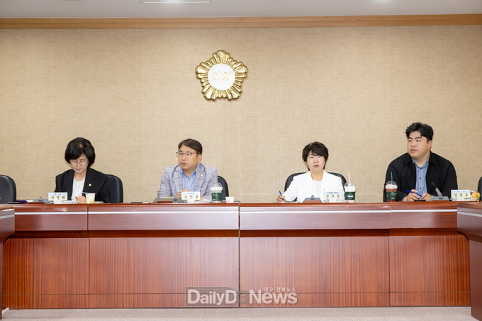 구미시의회 의원연구단체, ‘구미시 각종 위원회 실태 분석 연구회’ 간담회 개최