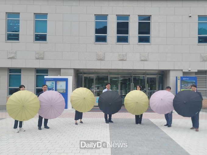 경북교육청, 여름철 폭염‧호우 대비 ‘안전우산’ 비치