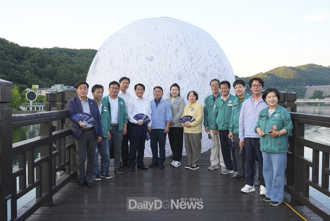 안동시의회, “2025 안동 월영야행” 현장 찾아 시민과 소통