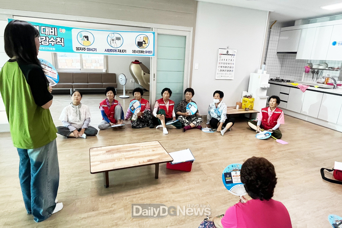청송군, 폭염대비 취약계층 방문건강관리 강화