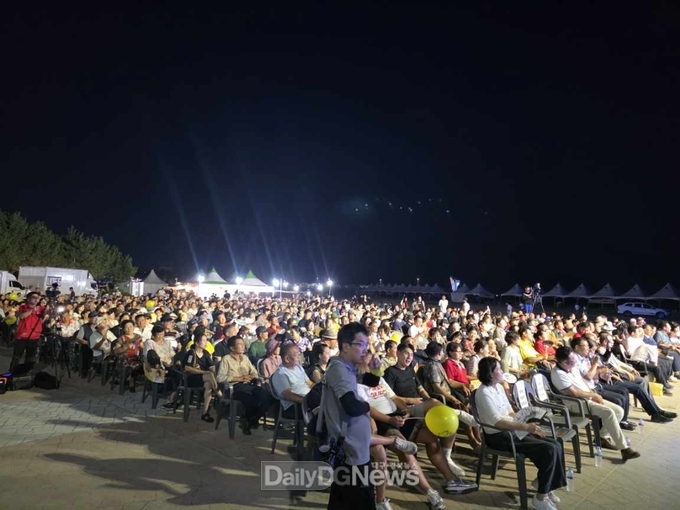 영덕 고래불 해변 페스티벌, 2025년 뜨거운 여름밤을 수놓다