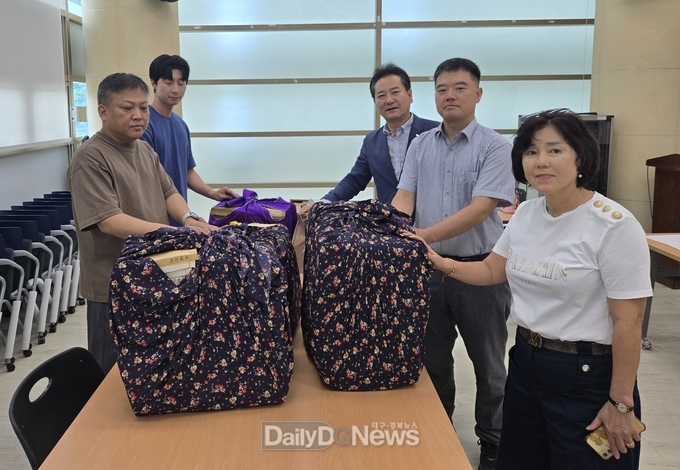 의성군, 안동권씨 행정 권식 선생 문중 문집 및 고문서 1,252점 기탁 받아...