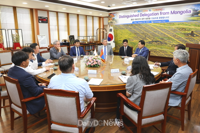 경주시, 몽골 대통령실·하르허롬시 대표단 접견