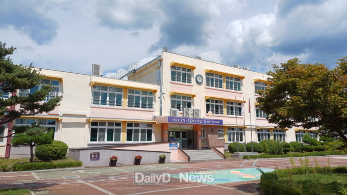 재산초전경