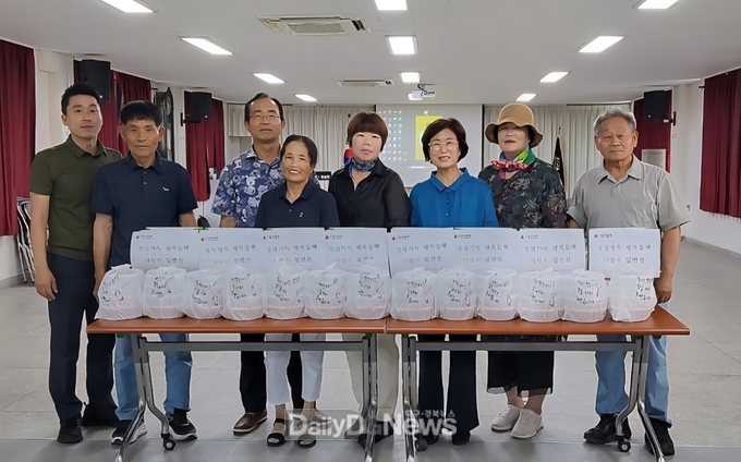 군위군 우보면지역사회보장협의체.“사랑의 밑반찬으로 행복 나눔”