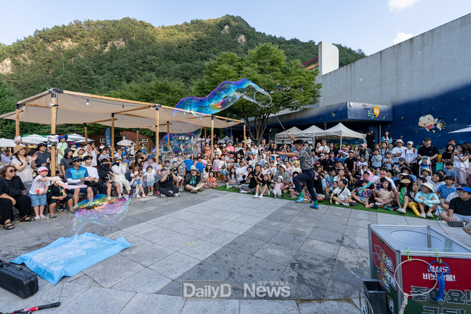 2025년 별빛 반딧불이 체험축제 성황리 마무리