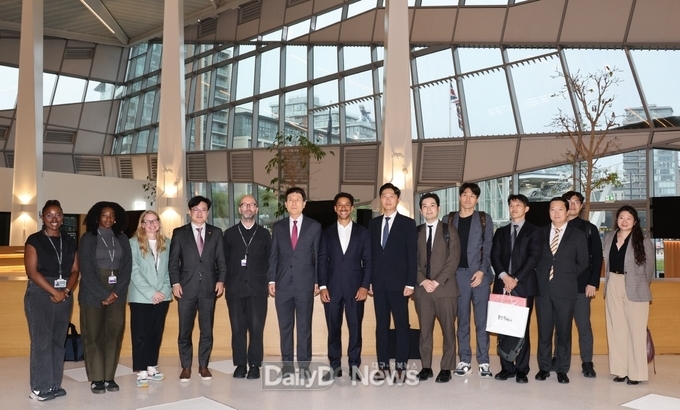 이강덕 포항시장, 런던 도시재생 현장서 글로벌 모범사례 벤치마킹