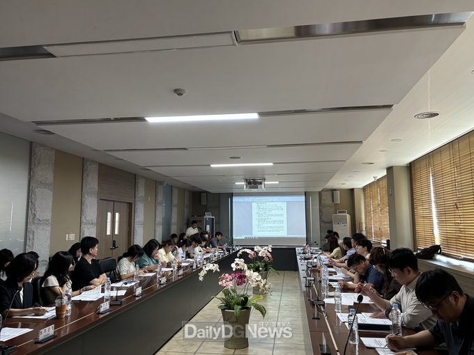 대경중기청. ‘경북 골목형상점가 확대발전 간담회’ 개최 모습. (사진=대경중기청 제공)