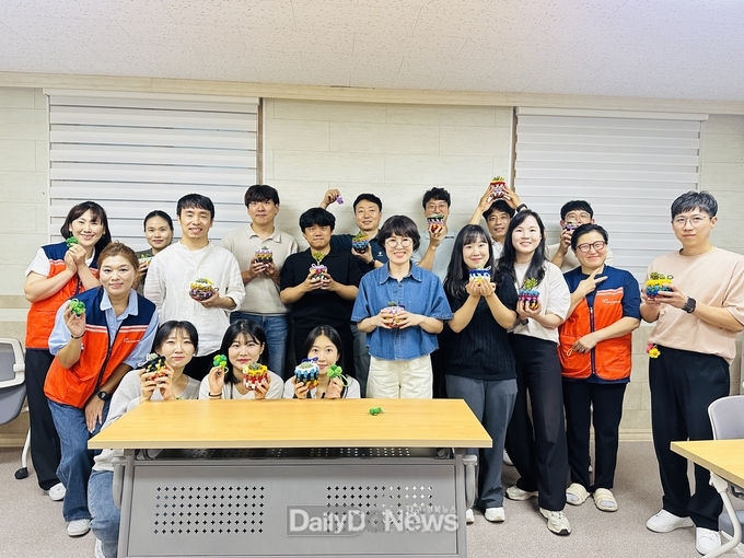 양말목 화분 커버 제작 통해 자원순환·나눔 문화 확산