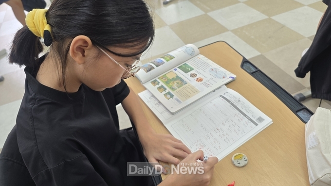 2학기‘이달의 질문왕’ 선발 시작 및 명예의 전당 입성 학생 발표
