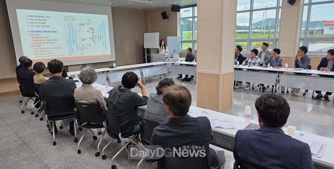 영천시, 시정현안 읍면동장 공유회의 아열대 스마트팜단지에서 개최