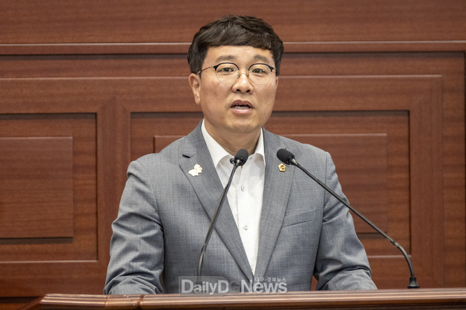 경상북도의회 교육위원회 소속 조용진 의원(김천3, 국민의힘)