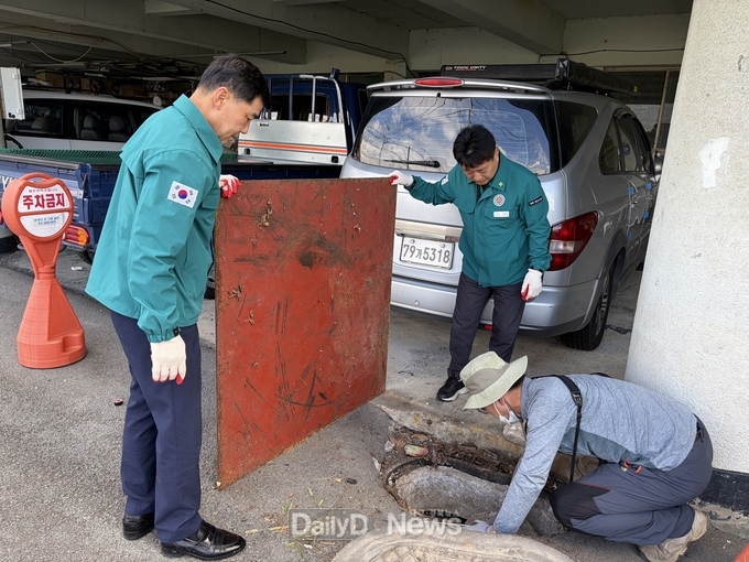 경산시 맑은물사업본부, 직원 수도검침 직접체험