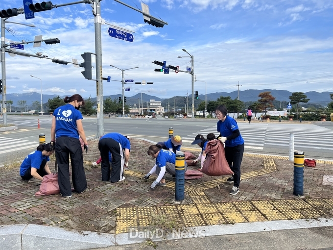 청도군 각남면 생활개선회, 마을 환경 가꾸며 따뜻한 나눔 실천