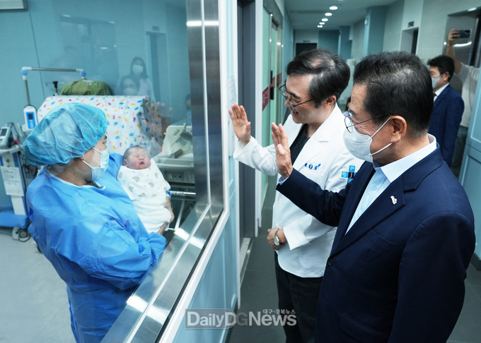 영천시, 분만산부인과 500번째 아기 탄생 축하