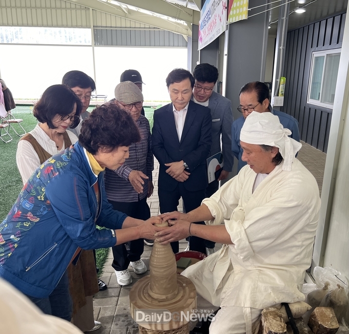 경상북도 무형유산 백영규 사기장 공개행사 