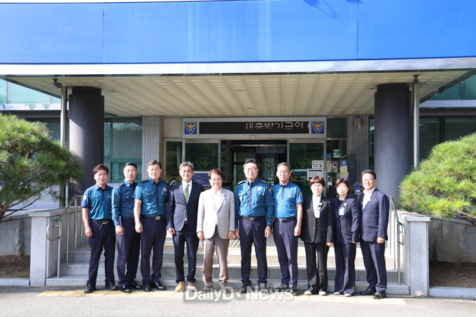 청도군의회, 추석 맞이하여 무료급식소, 현업기관 방문