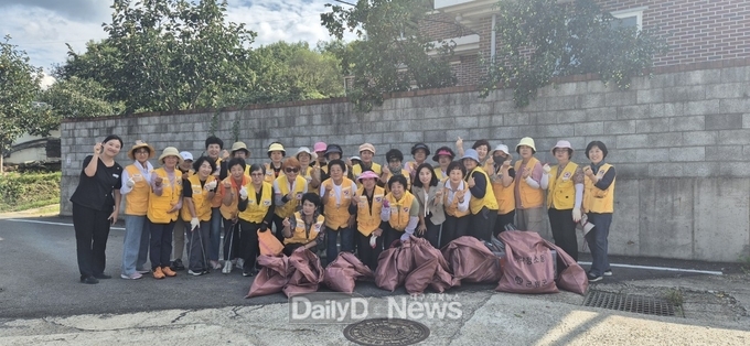 환경정화와 함께 취약계층에 온정 가득 추석 나눔까지