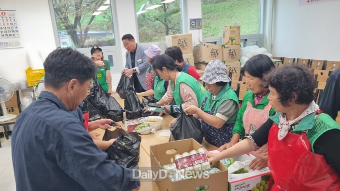 쌍림면 새마을회, 정성 담긴 반찬봉사 활동 실시