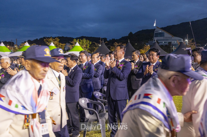 칠곡낙동강평화축제, 역대 최대 흥행 기록!