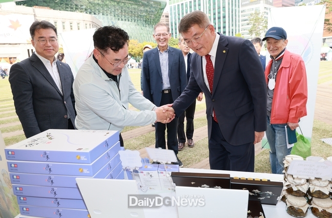 예천군, 전국농어촌지역군수협의회 ‘지역상생 직판행사’ 참여