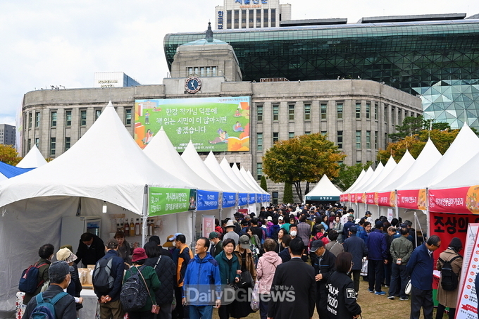 안동시, 27~30일까지 서울광장에서 농특산물 직거래장터 ‘2025 왔니껴안동장터’ 열어