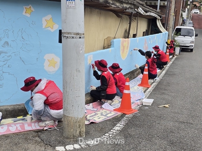 구미시 신평2동, LG와 함께 벽화마을 새단장