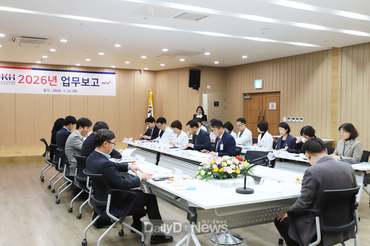 한국건강관리협회 김인원 회장·강위중 사무총장, 현장 소통 행정 나서